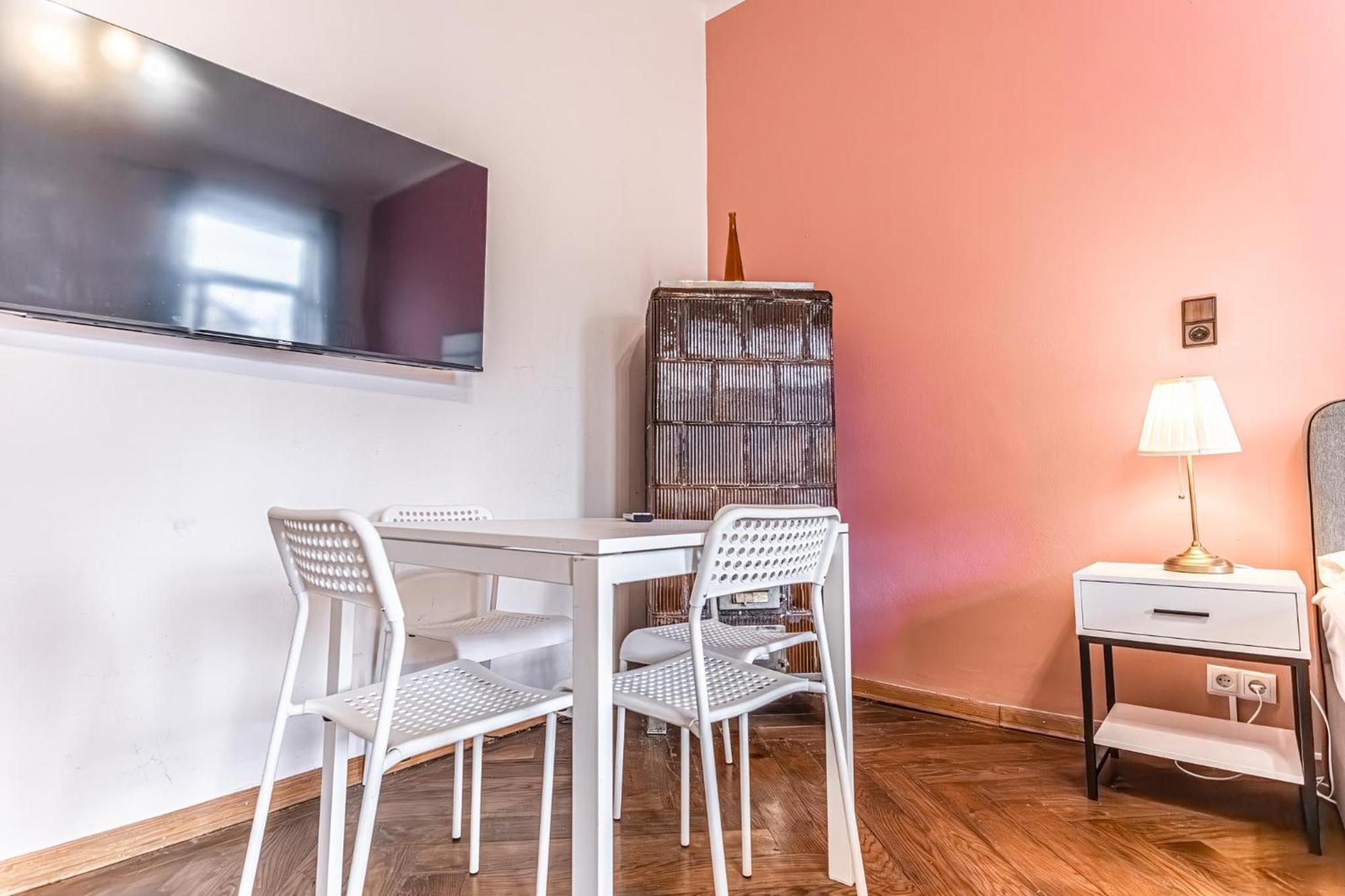 Lovely 1Br Apt. Near Akh Hospital ウィーン エクステリア 写真